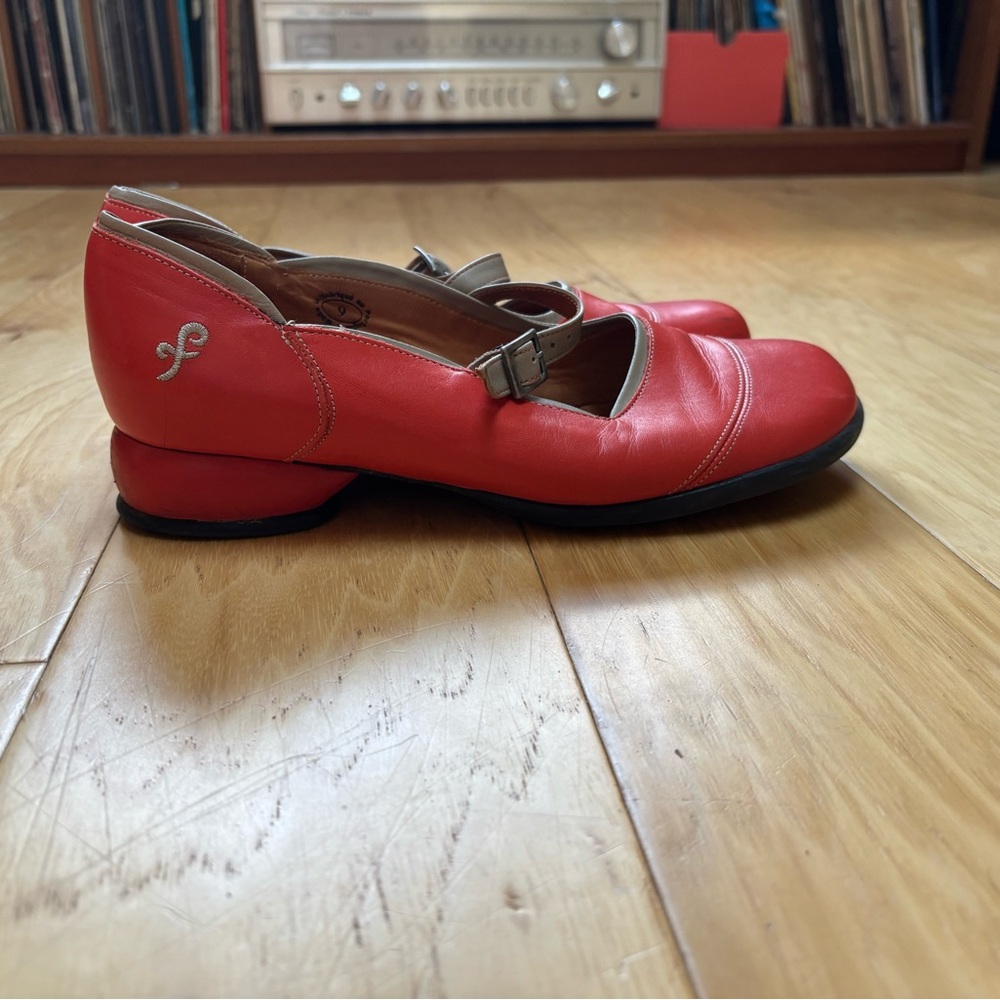 John Fluevog Orange Mary Jane Flats with Cream Strap and Trim - Picture 2 of 13